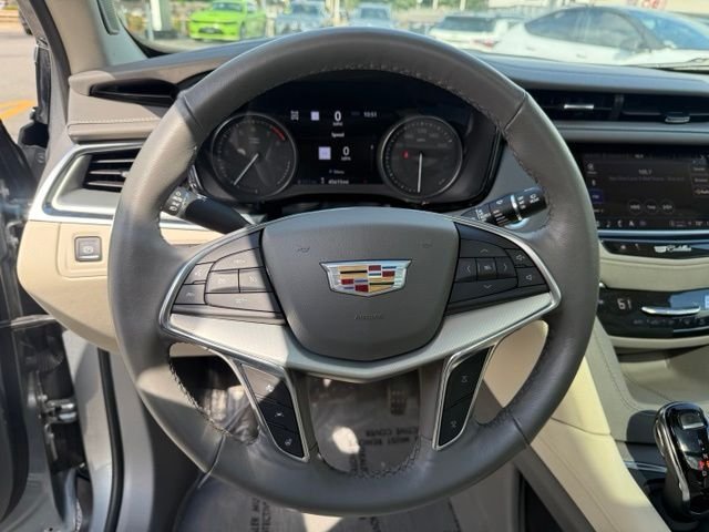 Used 2023 Silver Metallic Cadillac Premium Luxury image 17