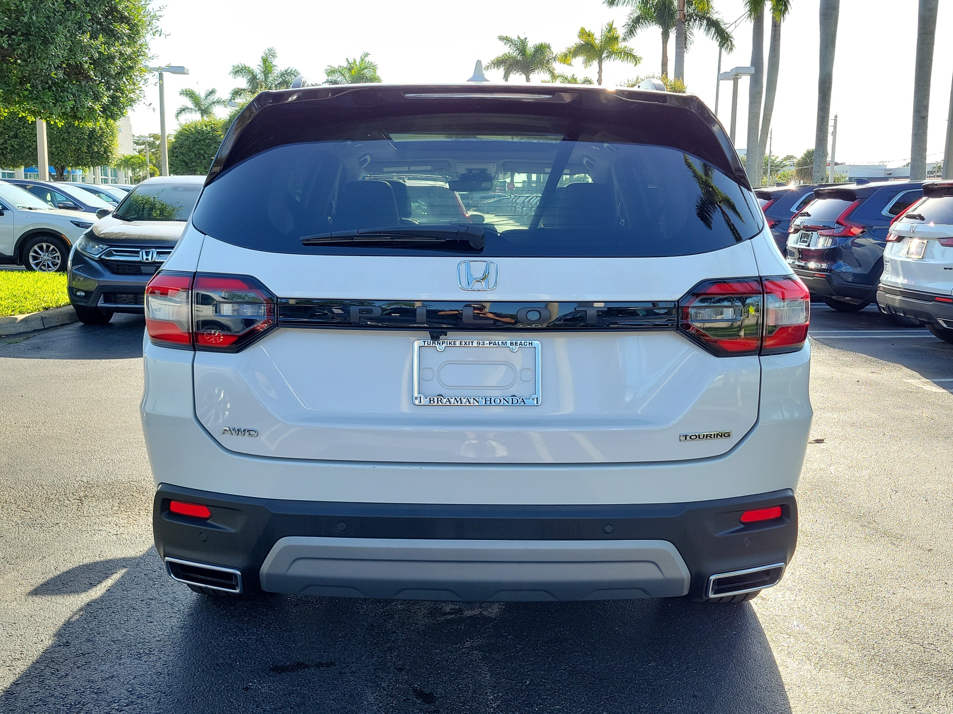 Certified Used 2023 Platinum White Pearl Honda AWD TRG image 37