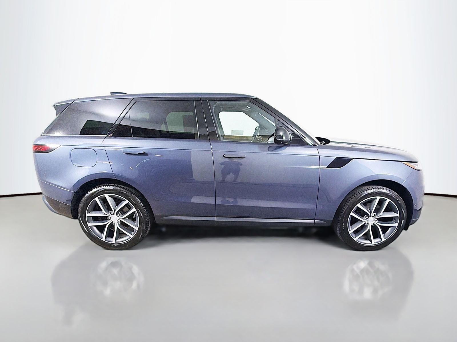 Certified Used 2023 Varesine Blue Metallic Land Rover SE image 6