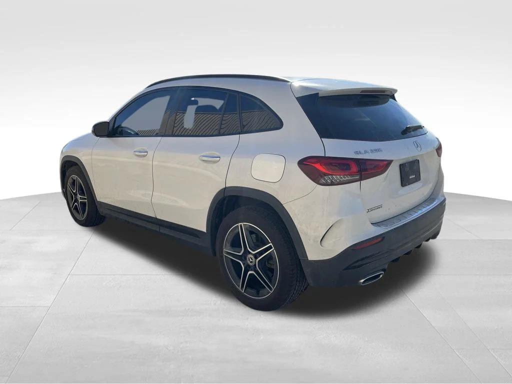 Used 2023  Mercedes-Benz GLA 250 image 3