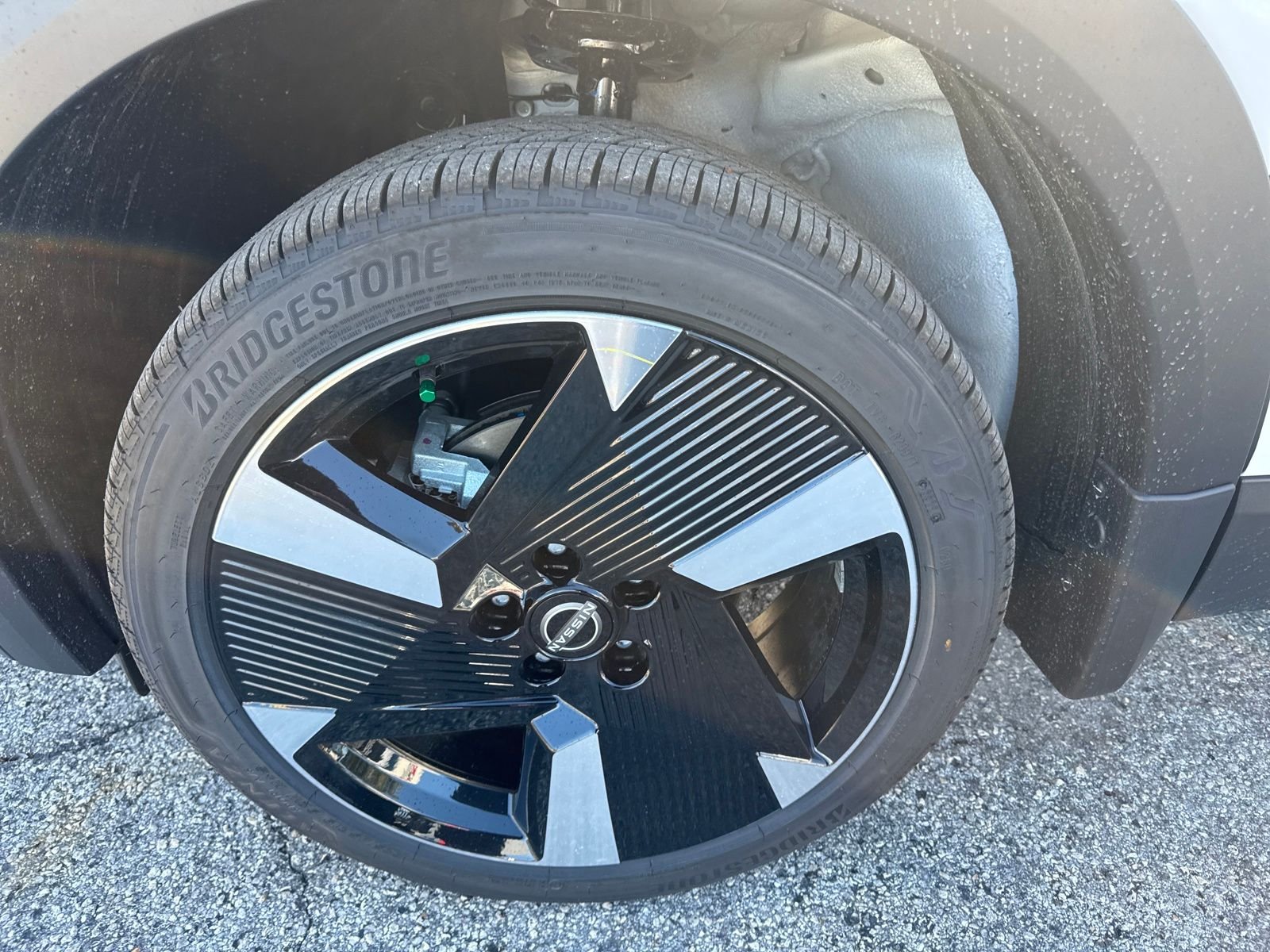 New 2026 Nissan Kicks SR 4D Sport Utility