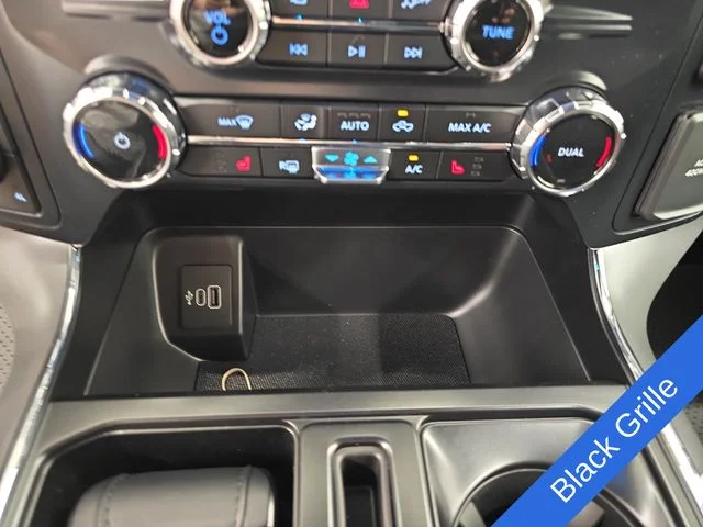 New 2026 Agate Black Metallic Ford XLT image 30