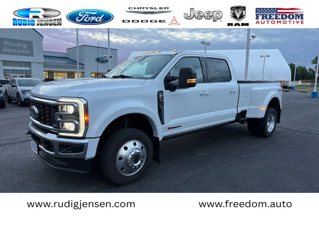 2024 Ford F-450 Lariat 4x4 Crew Cab 8' Box DRW's photo