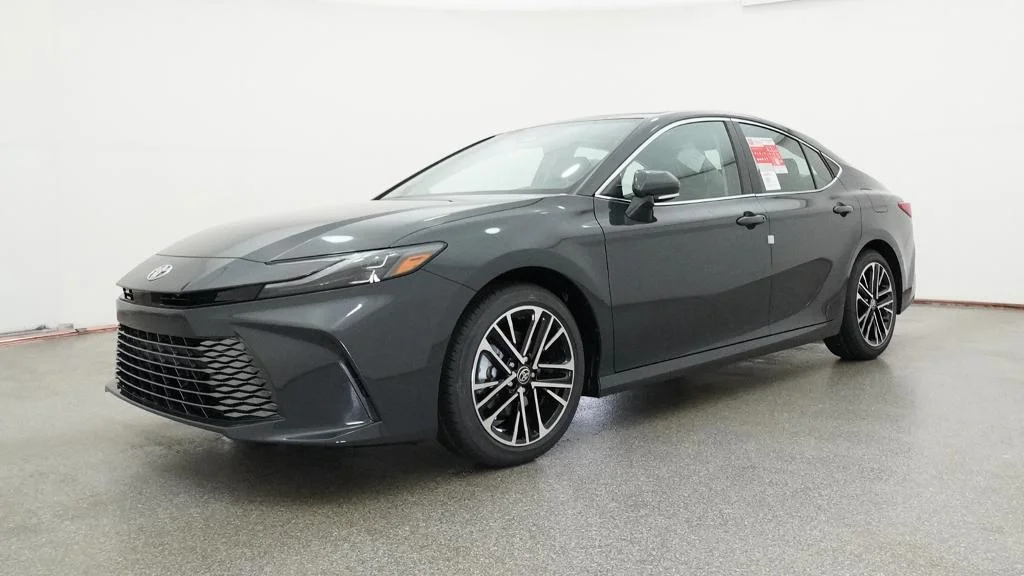 New 2026 Underground Toyota XLE image 6