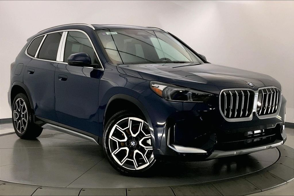 Used 2026 Night Dusk Blue Metallic BMW  image 11