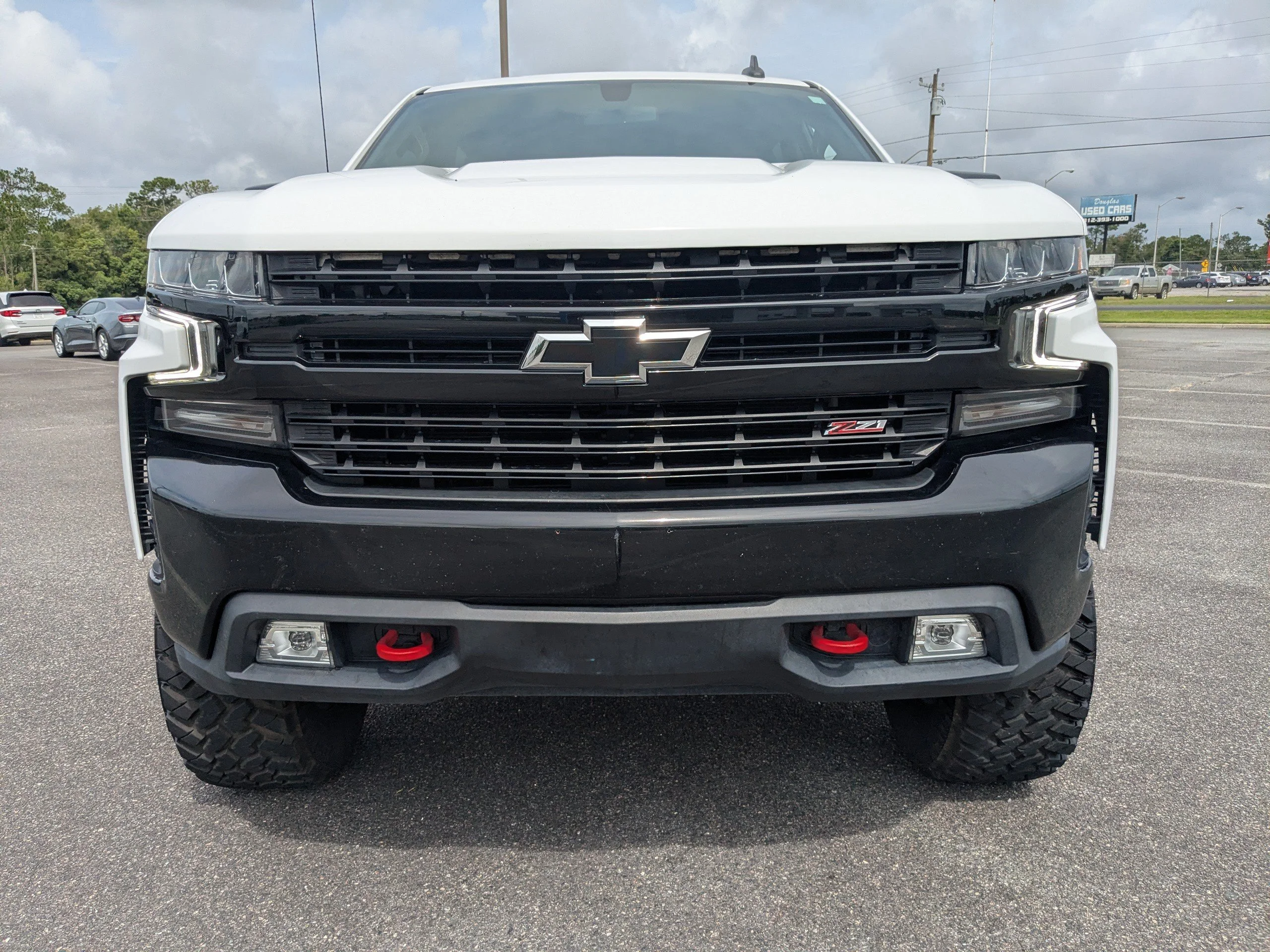 Used 2021 SUMMIT WHITE Chevrolet LT Trail Boss image 8