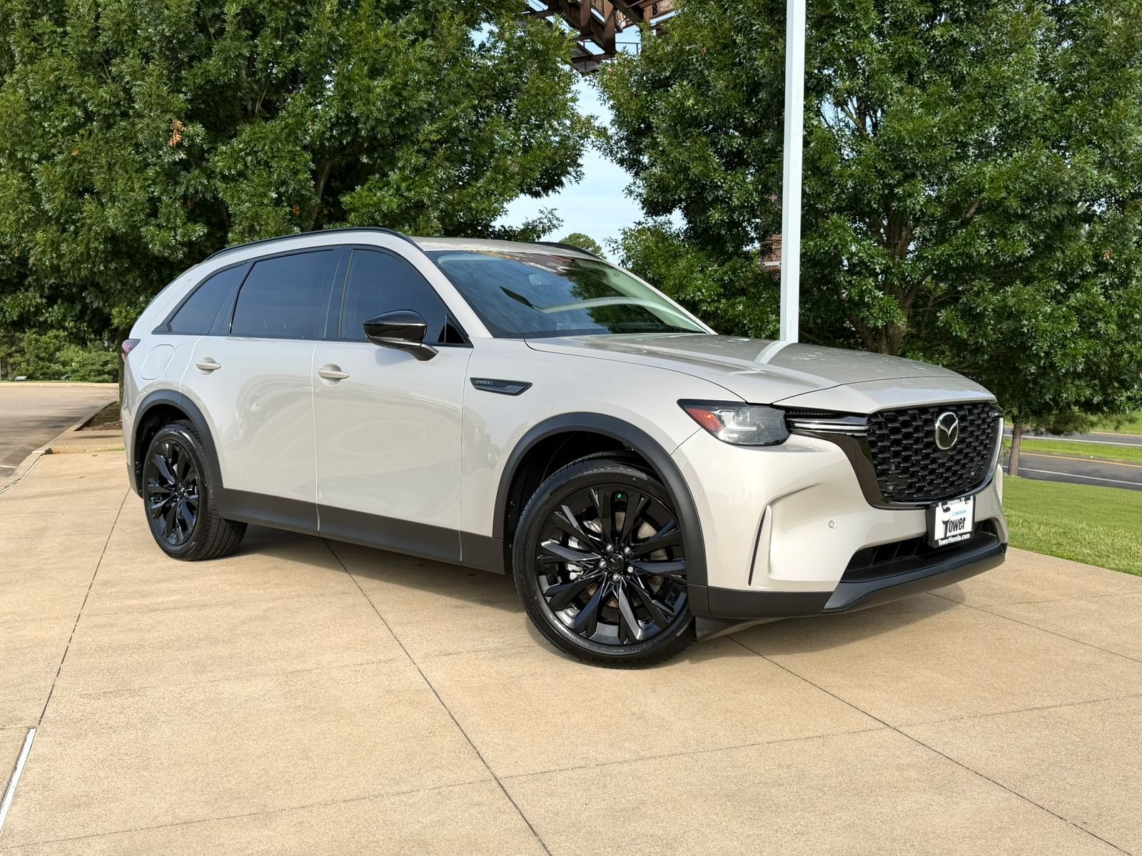 Used 2026 Platinum Quartz Mazda Premium image 1