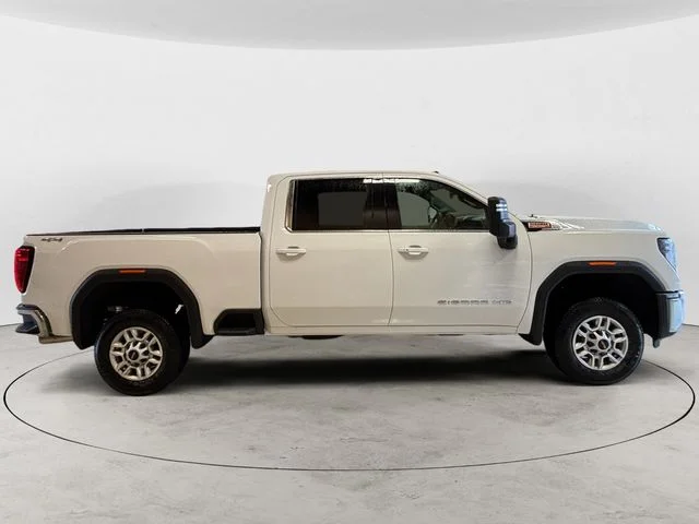 New 2026 White GMC SLE image 7