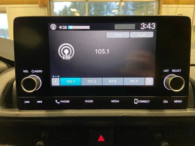 Used 2023 Silver Honda EX image 18