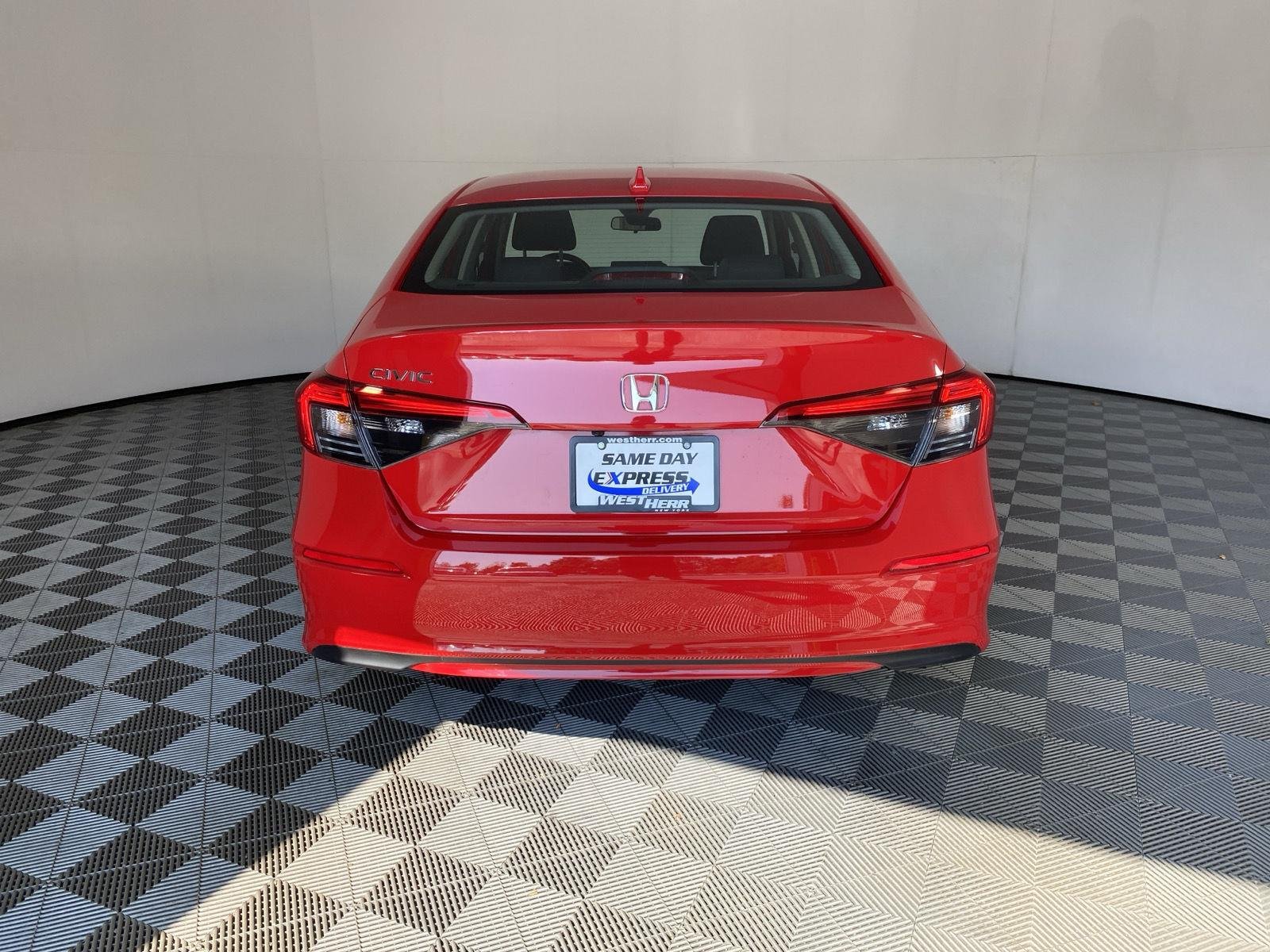 Used 2024 Rallye Red Honda EX image 6