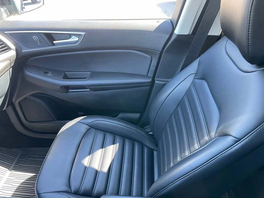 2022 Ford Edge SEL - Photo 18