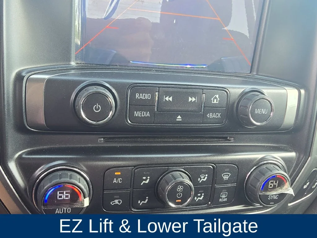 Used 2015 TUNGSTEN METALLIC Chevrolet LT image 32