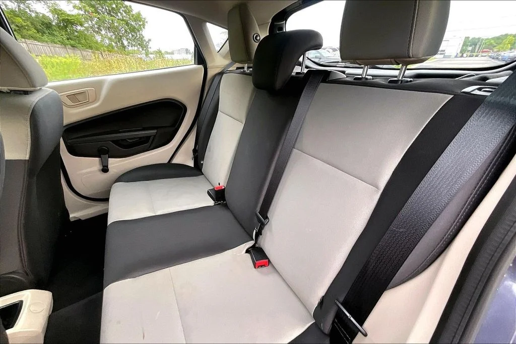 Used 2013 Purple Ford S image 20