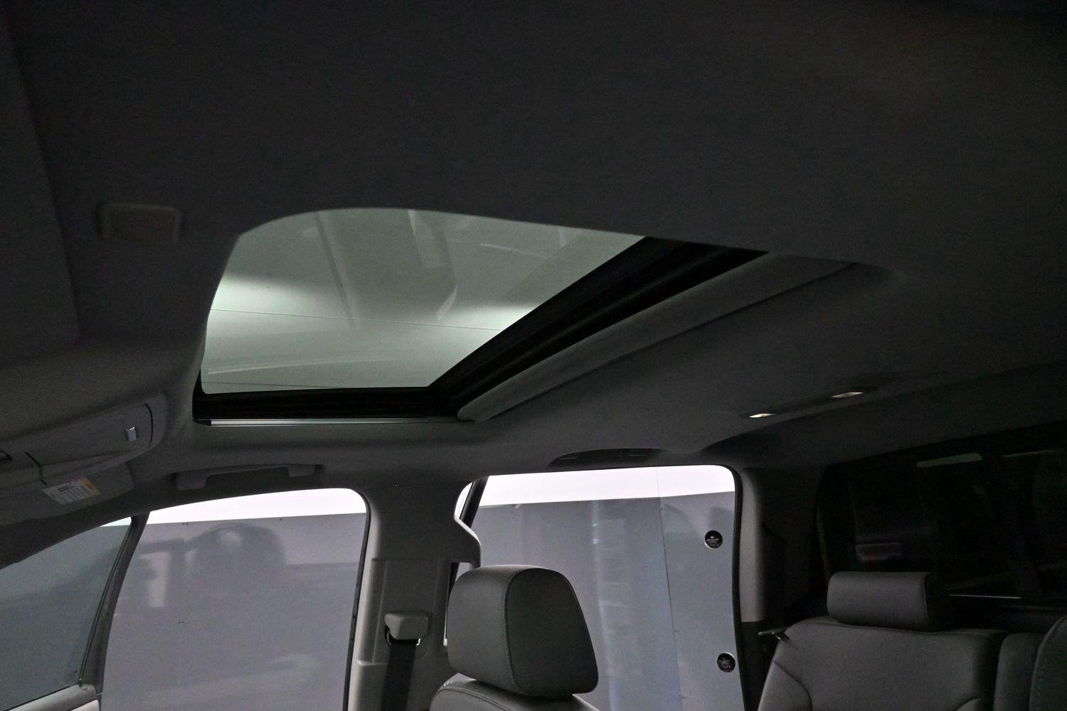 Used 2018 BLACK Chevrolet LTZ image 29