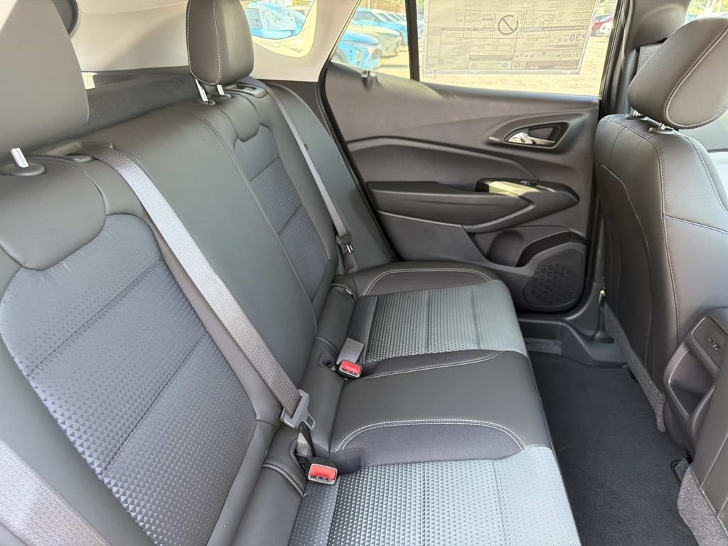 New 2026 Mosaic Black Metallic Chevrolet LT image 9