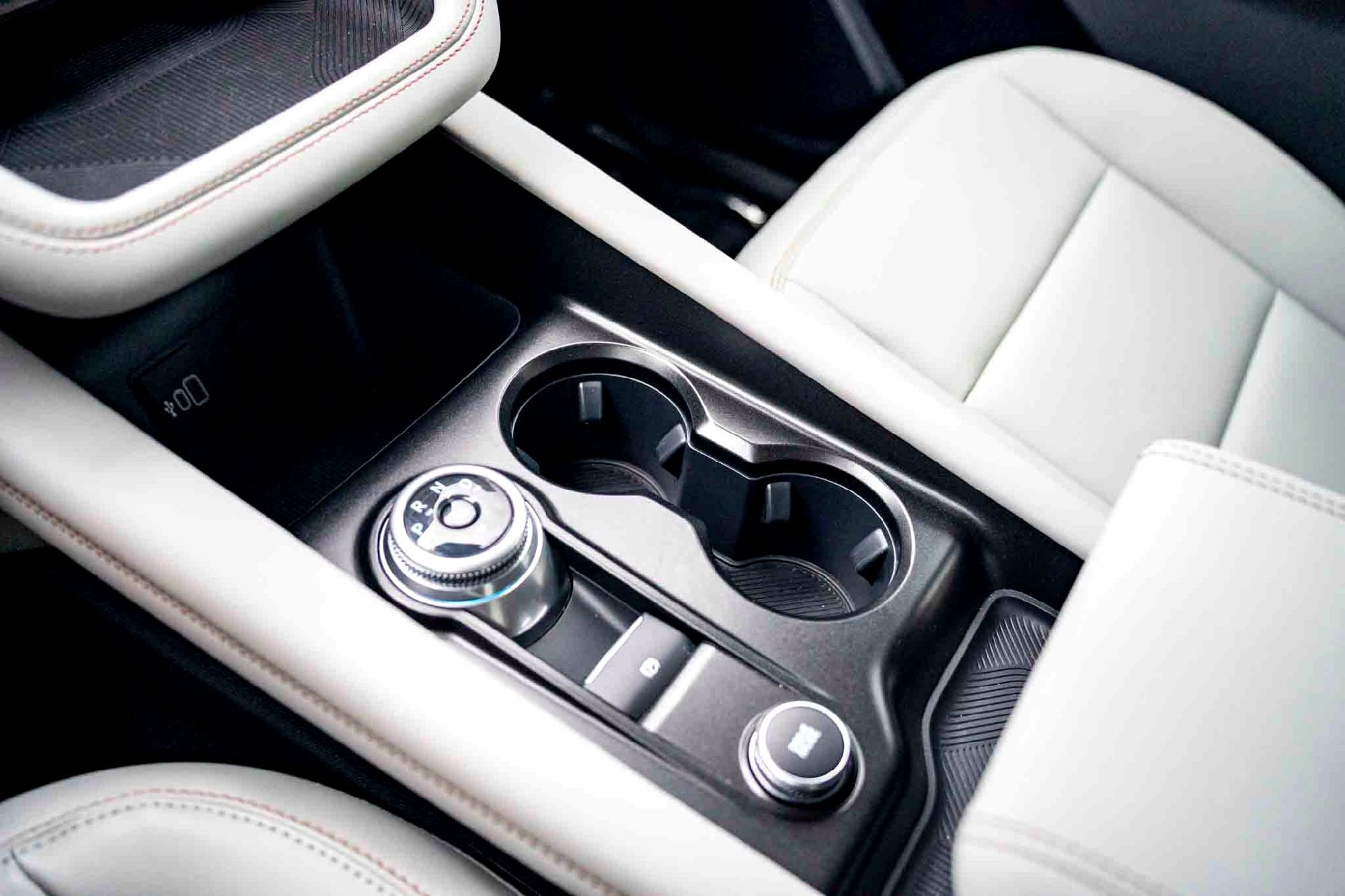 New 2026 Carbonized Gray Metallic Ford Active image 17