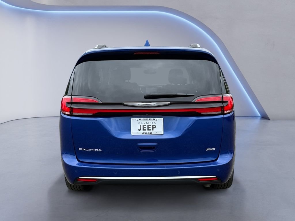 Used 2021 Blue Chrysler Touring L image 5