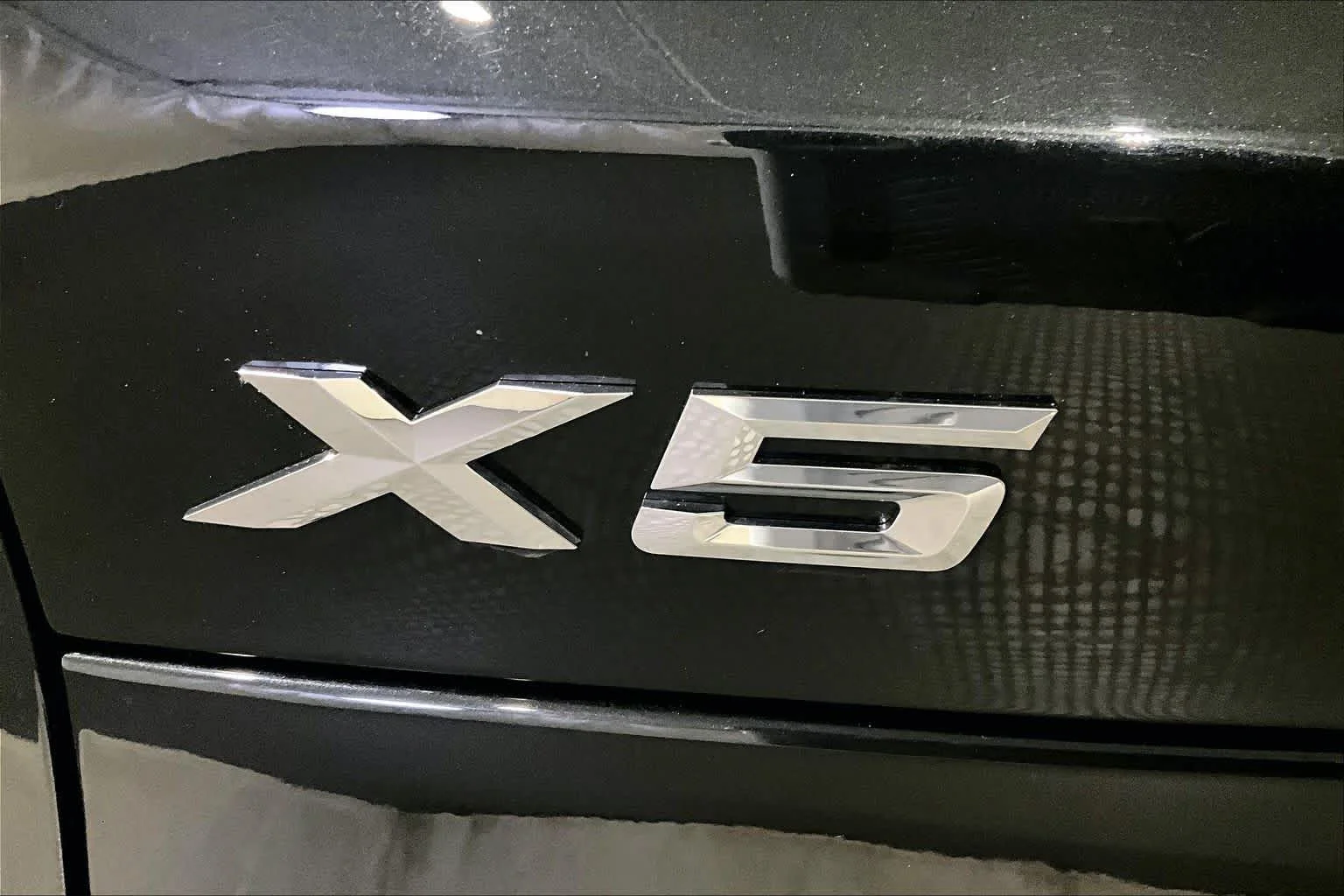 Certified Used 2024 Black Sapphire Metallic BMW xDrive40i image 9