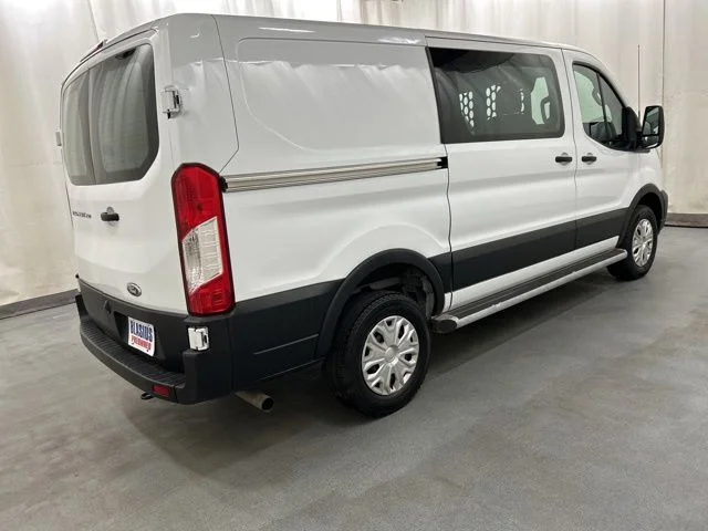 Used 2025 White Ford Base image 3