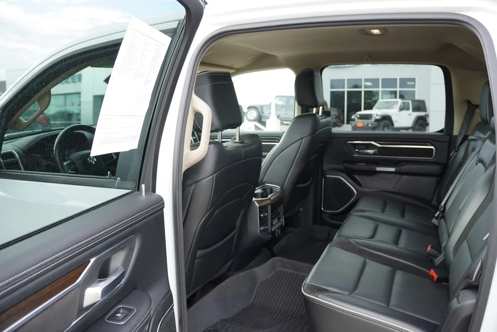 Used 2021 Bright White Clearcoat Ram Laramie image 17