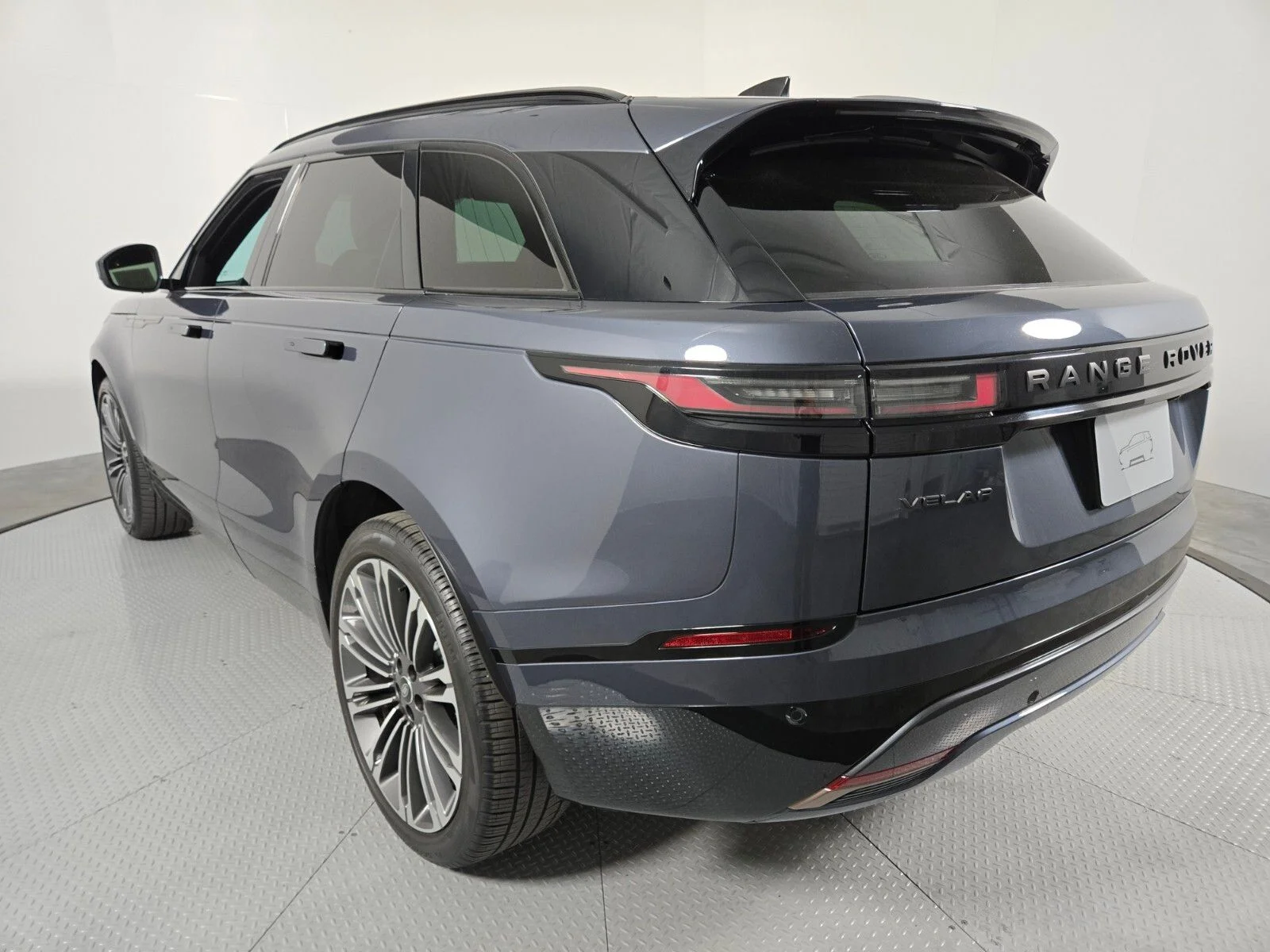 2024 Land Rover Range Rover Velar Dynamic SE - Photo 17