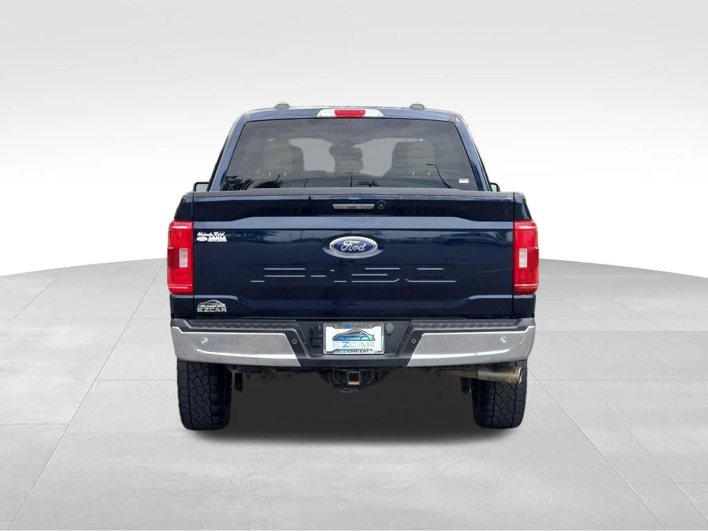 Used 2023 Blue Metallic Ford XLT image 12