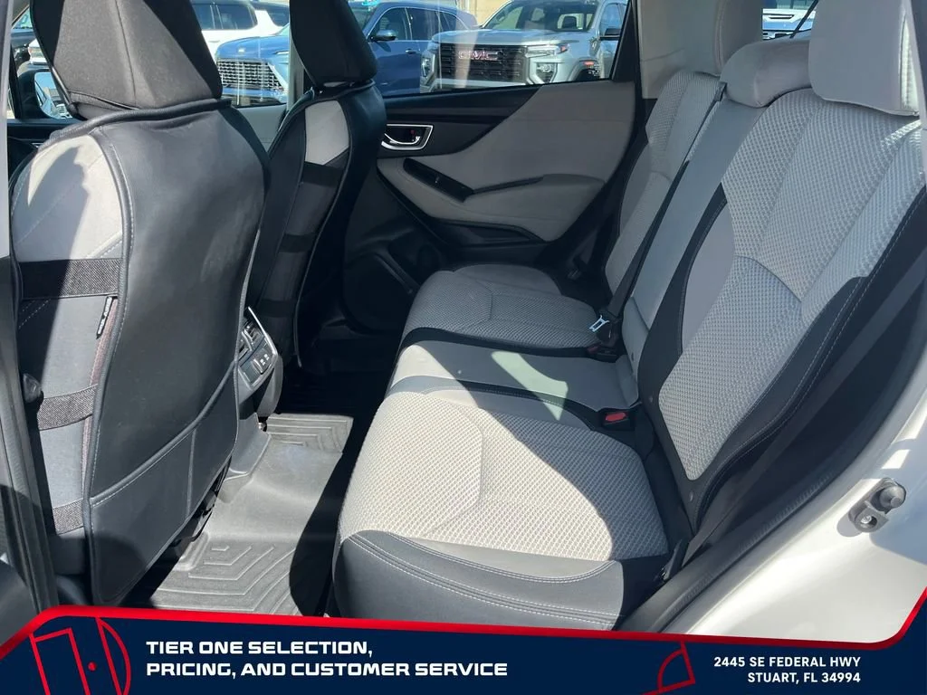 Used 2020 White Subaru Premium image 11