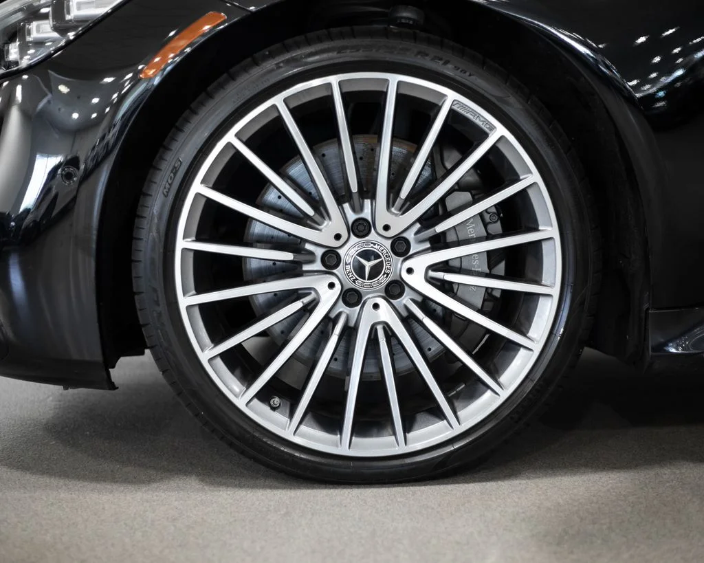 Certified Used 2023 Black Mercedes-Benz S 580 image 4