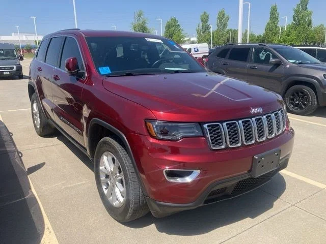 2022 Jeep Grand Cherokee Laredo X 4WD's photo