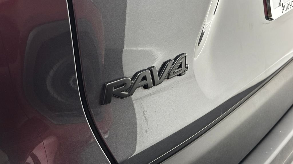 Used 2025 Gray Toyota XLE image 5