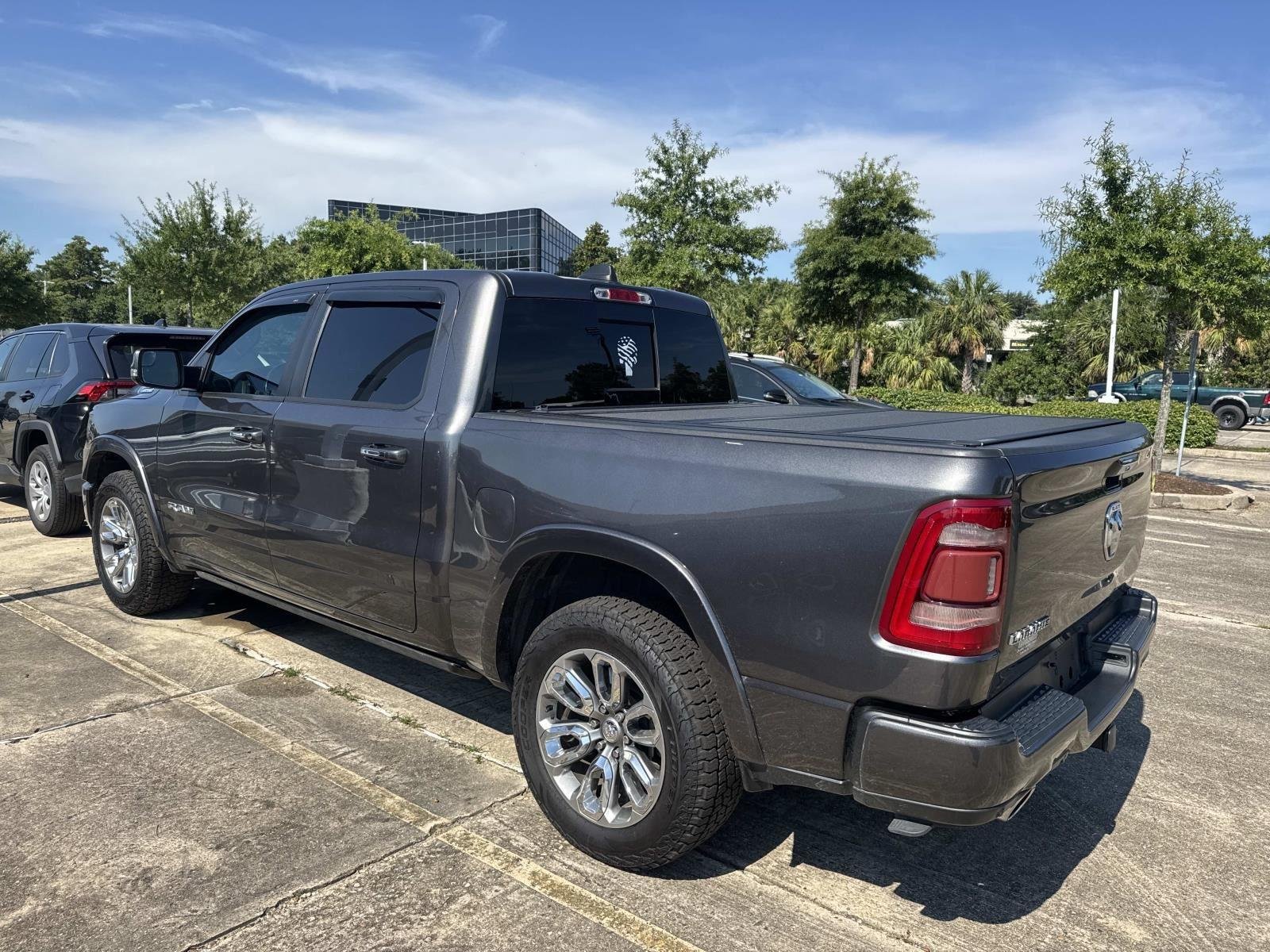 Used 2021 Granite Crystal Metallic Clearcoat Ram Laramie image 14