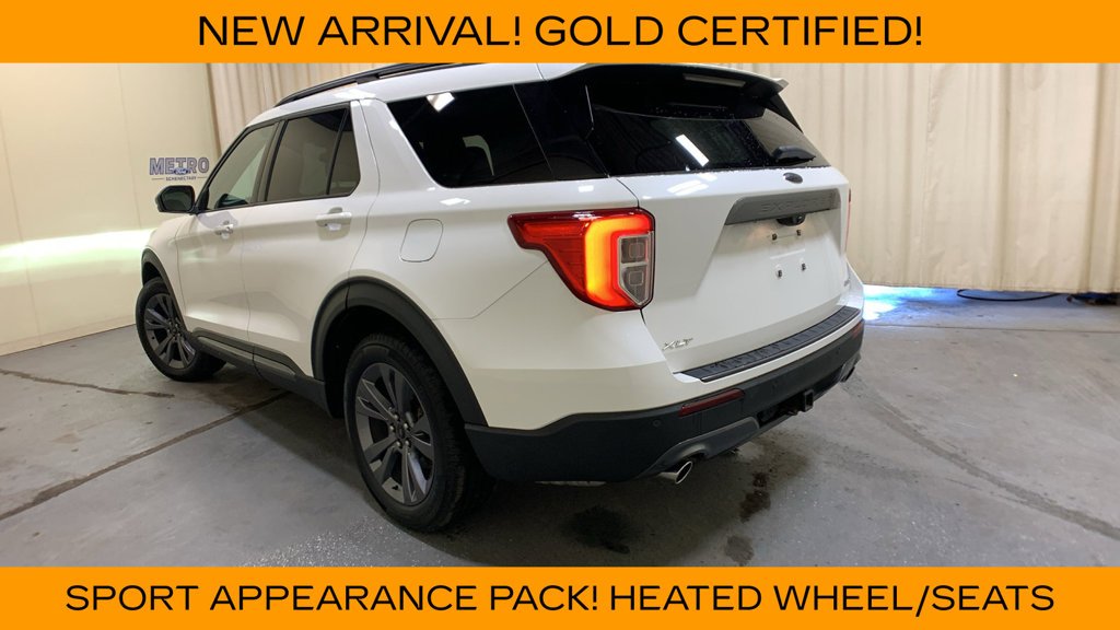 Certified Used 2023 White Metallic Ford XLT image 5
