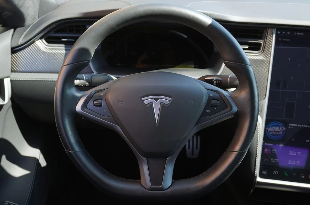 Used 2019  Tesla Performance image 14