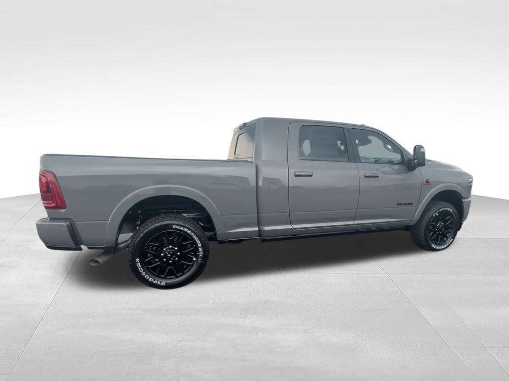 New 2026 Ceramic Gray Clear-Coat Exterior Paint RAM Limited image 9