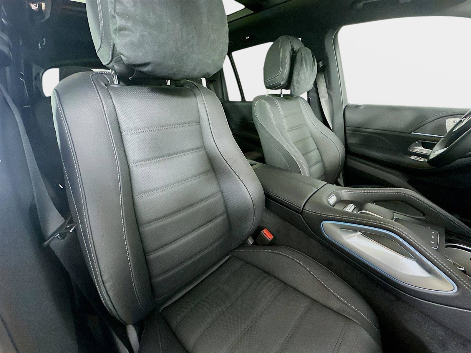 Used 2026 Black Mercedes-Benz GLS 580 image 45