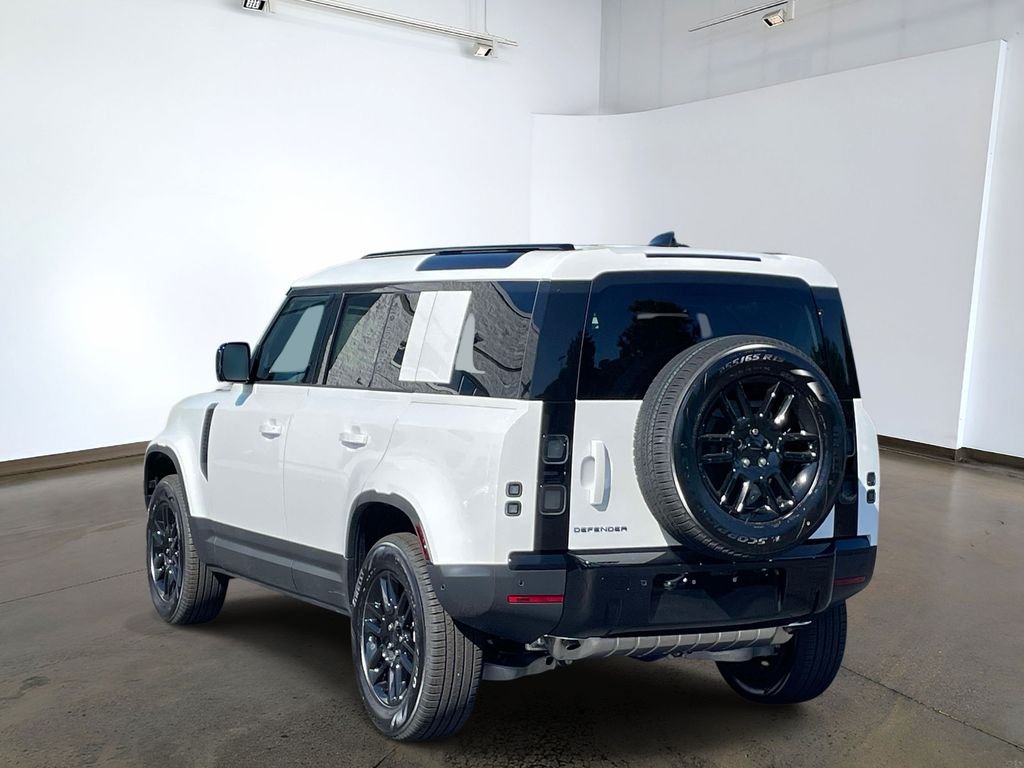 New 2026 Fuji White Land Rover S image 6