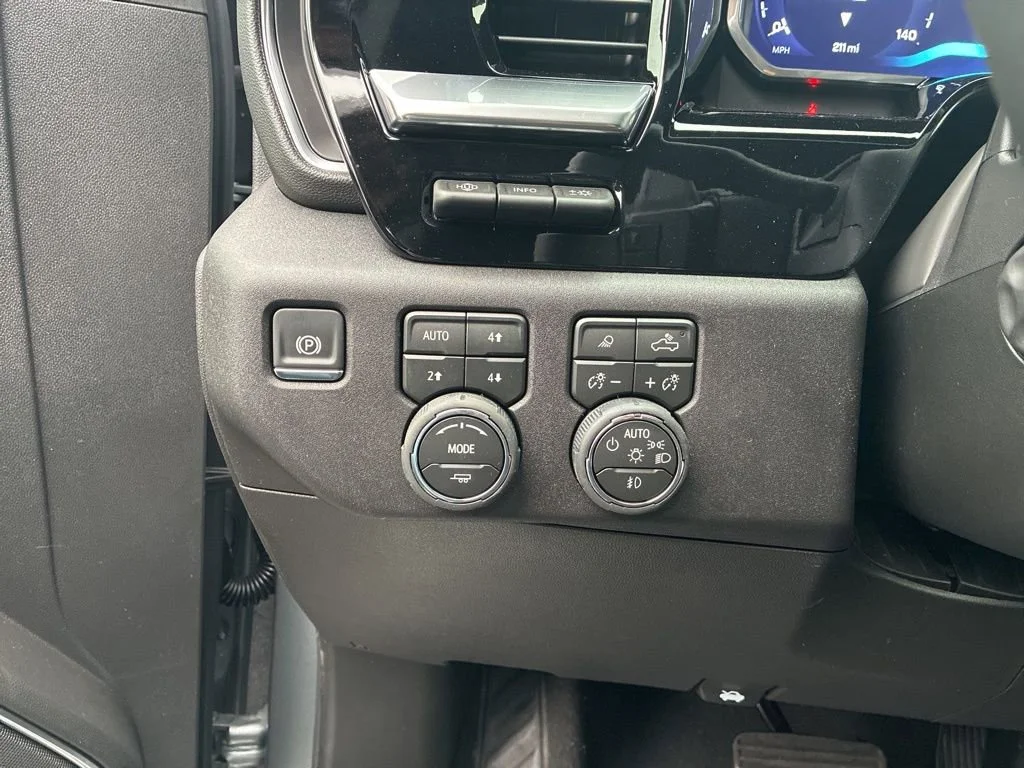 2026 Chevrolet Silverado 1500 LTZ - Photo 12