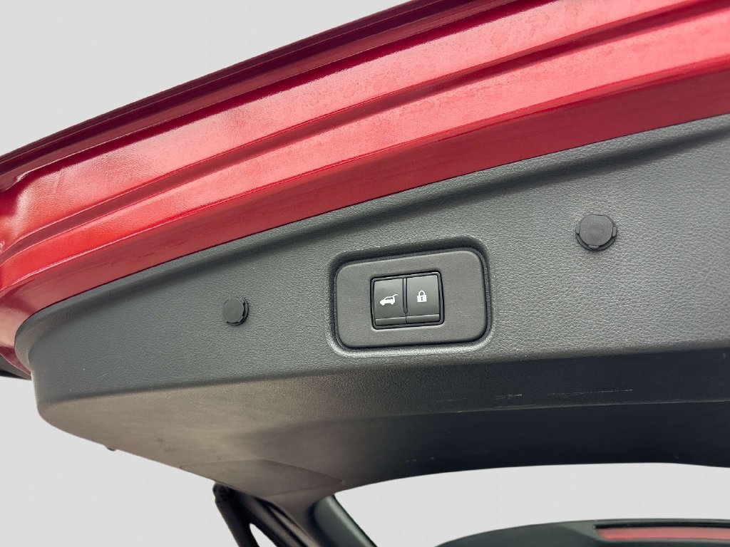Used 2024 Red Nissan SL image 19