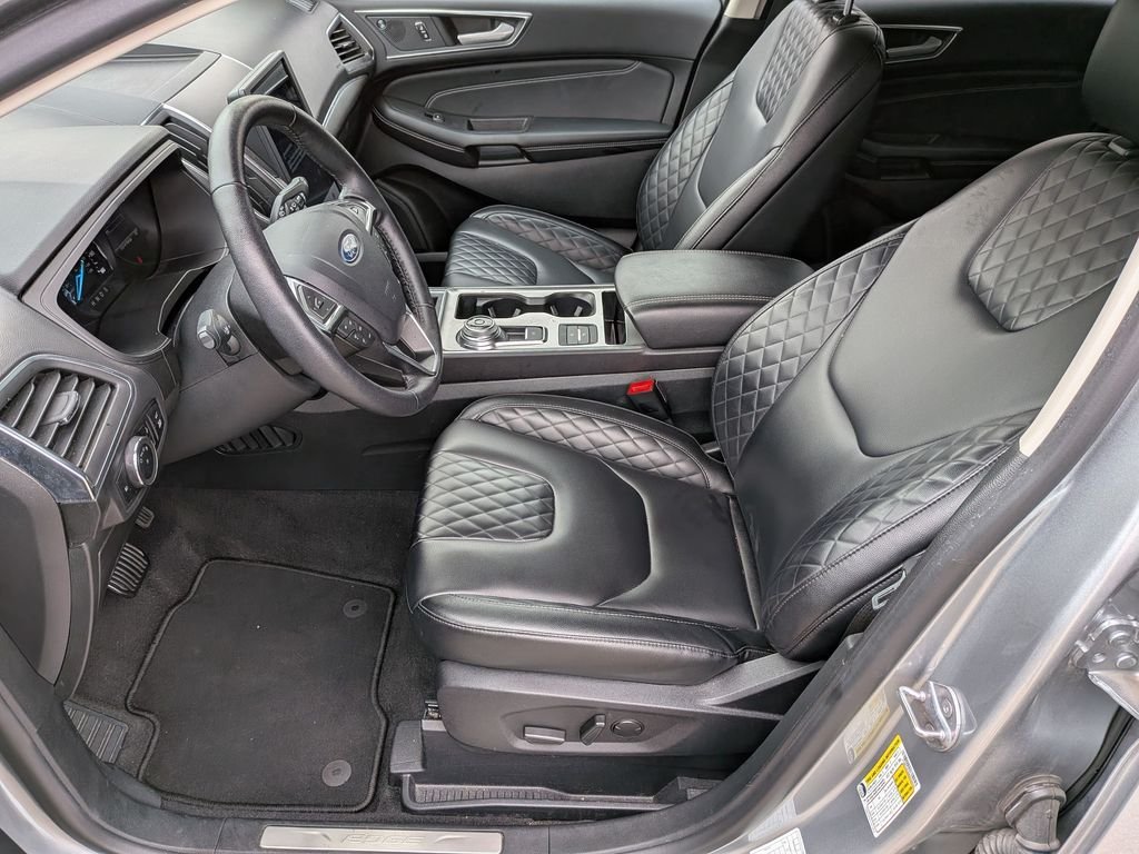 Used 2024 Silver Ford Titanium image 15