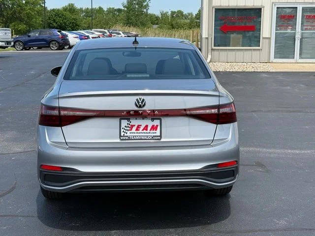 Certified Used 2026 Silver Volkswagen 1.5T S image 6