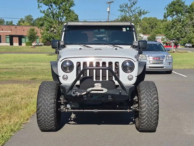 Used 2018 White Jeep Sport image 16
