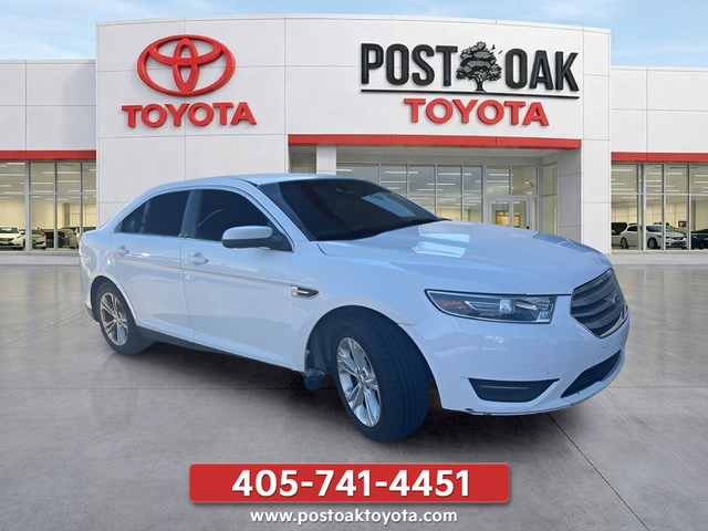 2015 Ford Taurus SEL FWD's photo