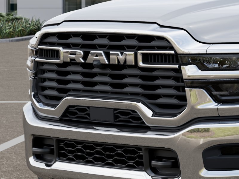 New 2026 Bright White Clearcoat RAM Tradesman image 38