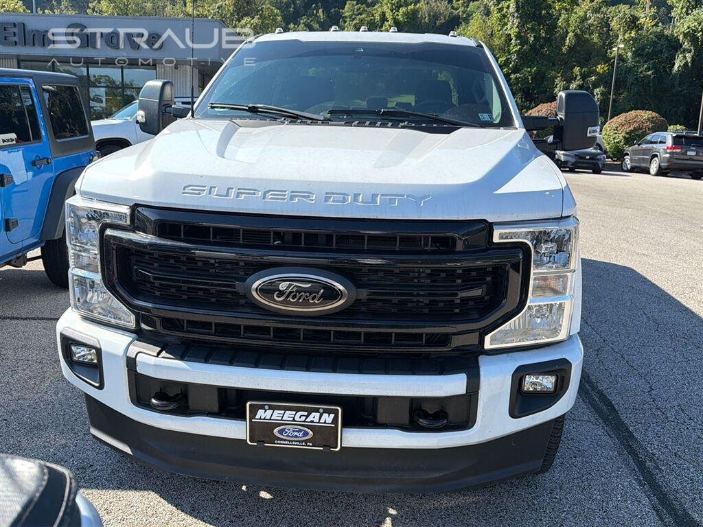 Used 2022 Oxford White Ford XLT image 3