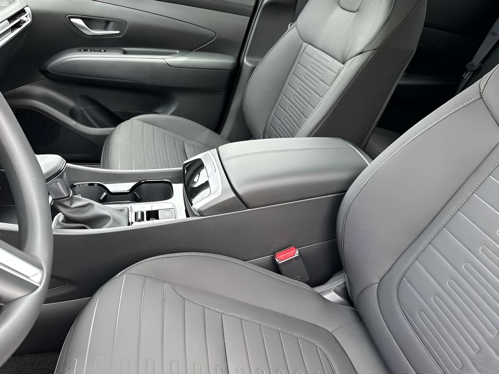 2025 Hyundai Santa Cruz SE - Photo 39