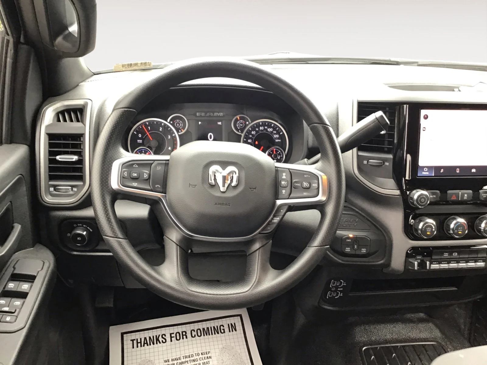 2026 RAM 3500 Chassis Tradesman - Photo 13