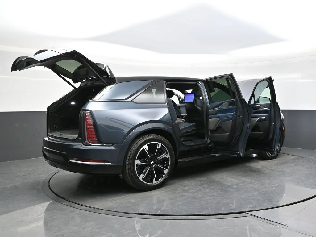 Used 2026 Black Cadillac Premium Sport image 46