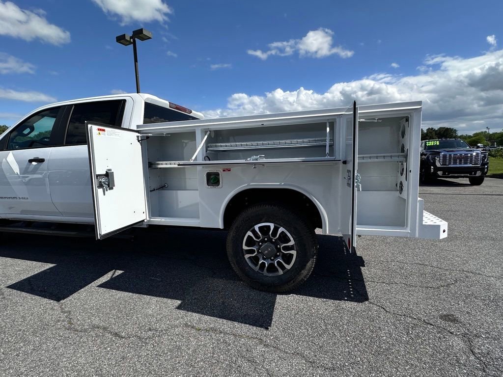 New 2026 Summit White GMC Pro image 37
