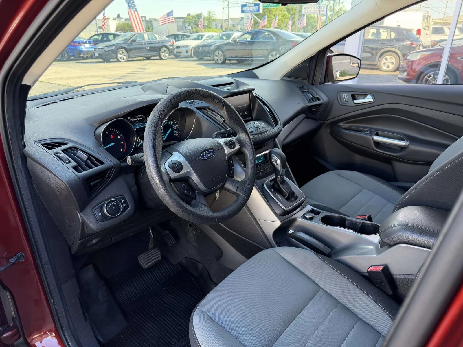 2014 Ford Escape SE - Photo 18