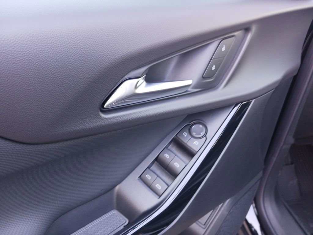 2026 Chevrolet Equinox LT - Photo 28